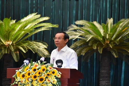 Thành ủy TP Hồ Chí Minh tập trung lãnh đạo các giải pháp đột phá về kinh tế, xã hội, phục hồi bền vững